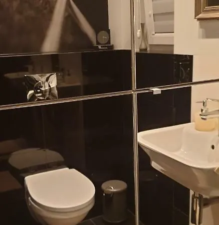 Apartgolf Sobienie Krolewskie Sobienie Szlacheckie Exterior foto