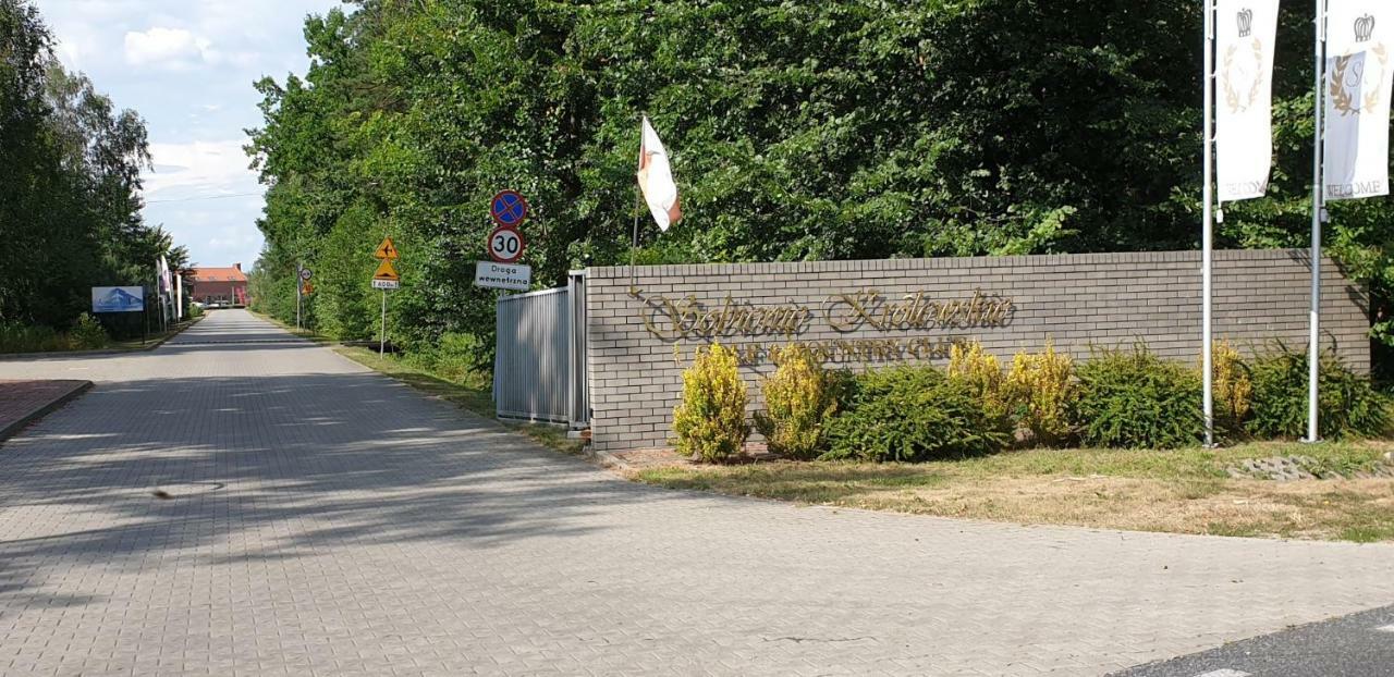 Apartgolf Sobienie Krolewskie Apartment *