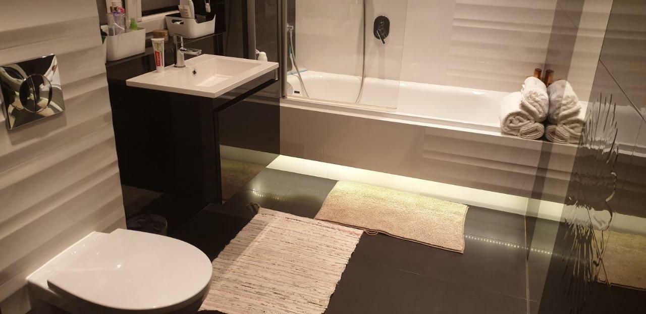 Apartgolf Sobienie Krolewskie * Sobienie Szlacheckie