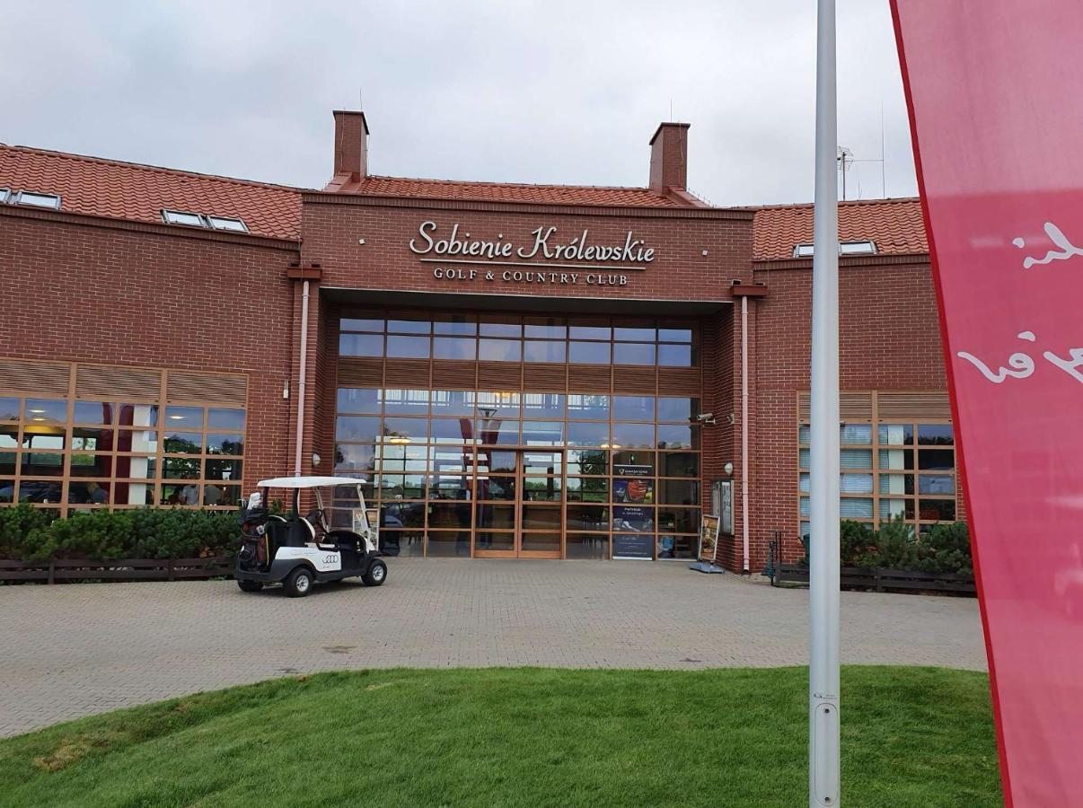 Apartgolf Sobienie Krolewskie Apartment Sobienie Szlacheckie